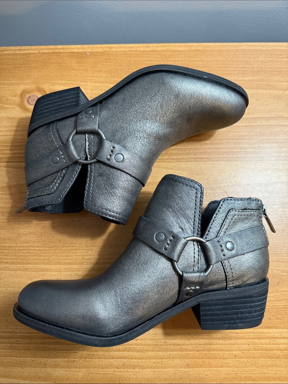 Lucky Brand Leather Boltin Ankle Booties in Pewter